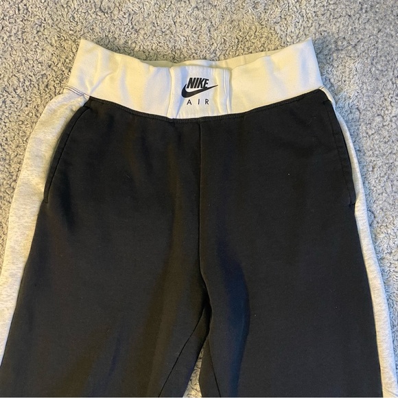 WOMENS SIZE SMALL NIKE JOGGERS BLACK WHITE GRAY - Picture 2 of 9